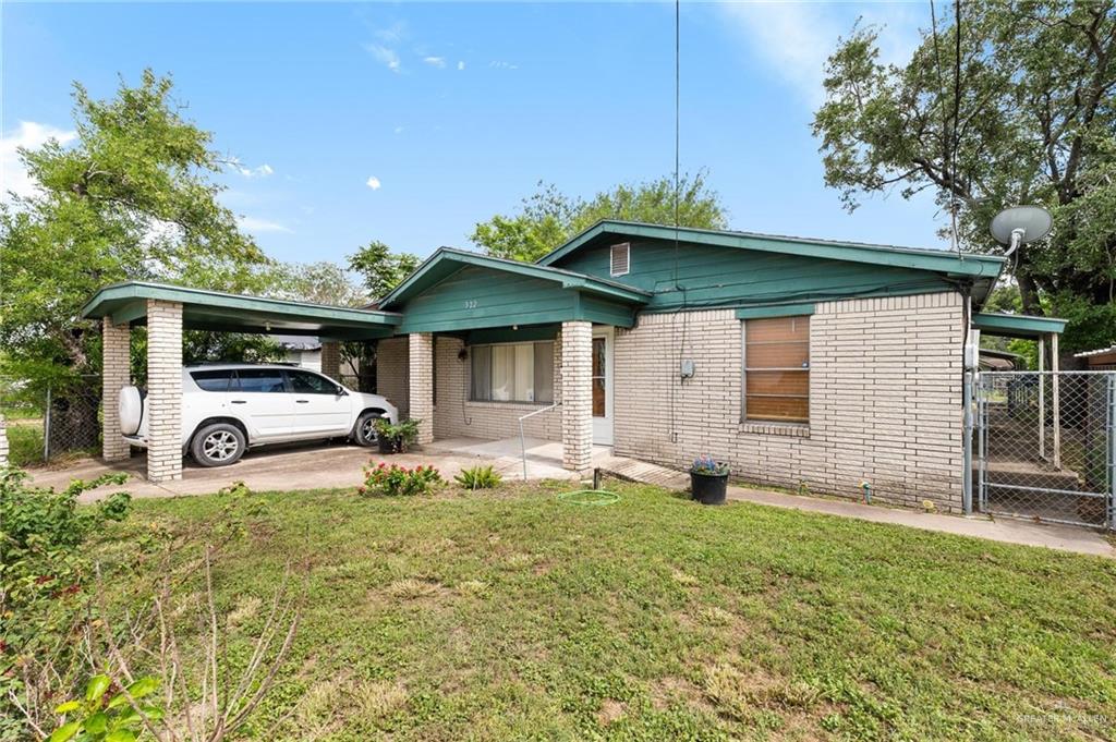 Photo 2 of 322 Petra Avenue