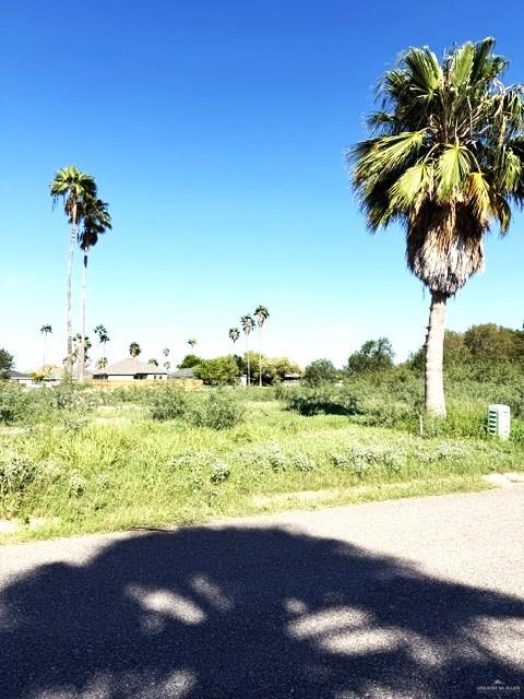 Photo 2 of 1933 Meadow Way Drive