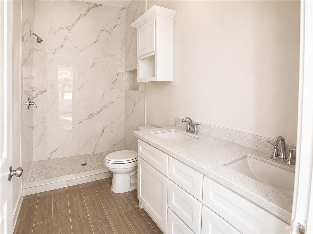 Photo 7 of 2322 Thornton Avenue