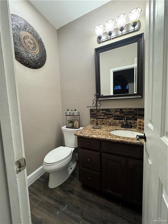 Photo 11 of 103 Ciro Drive