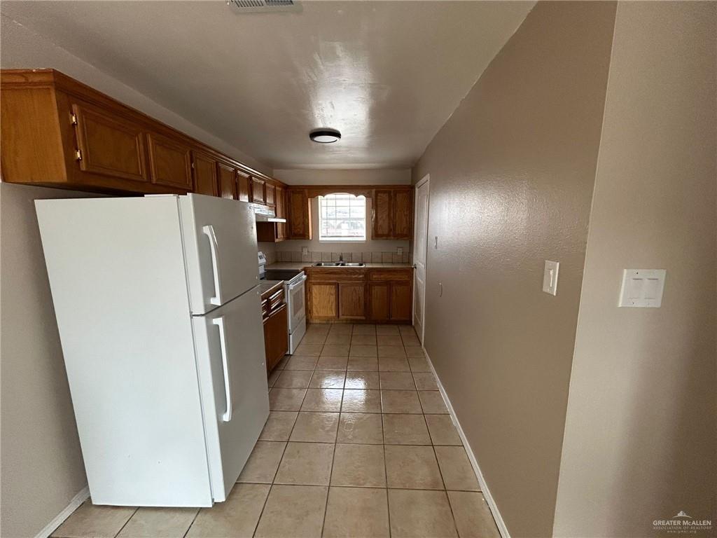Photo 6 of 116 4th Street