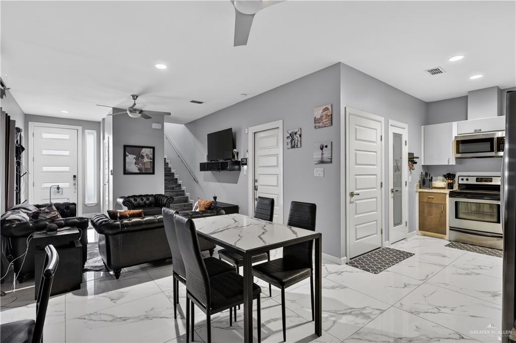 Photo 7 of 1613 B Street