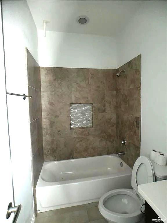 Photo 10 of 3611 Paola Street #3