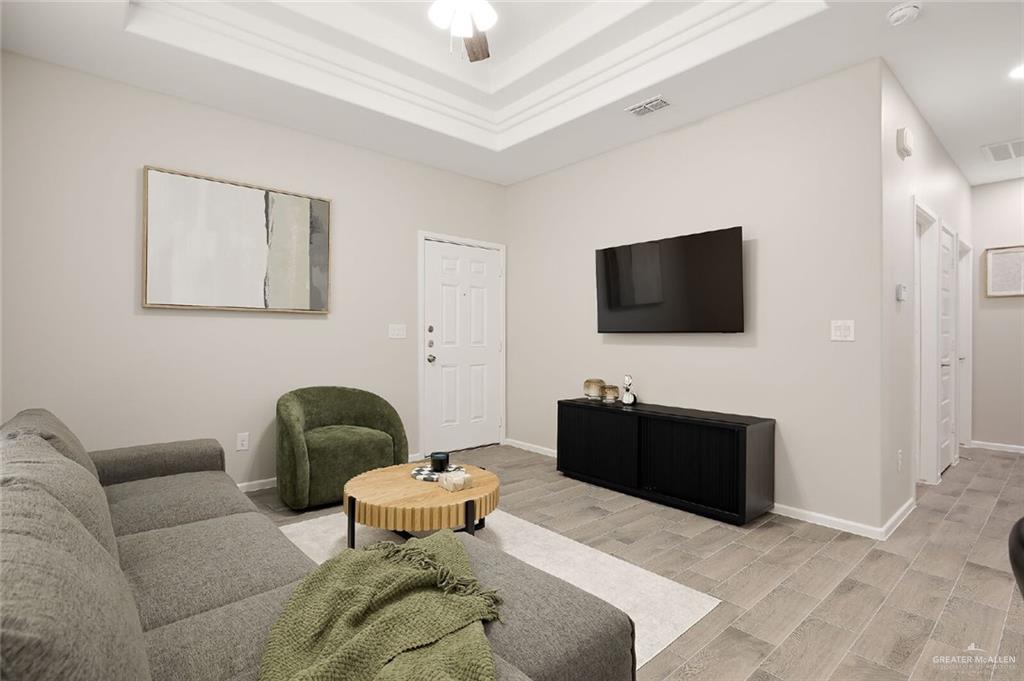 Photo 9 of 2613 Hayes Avenue #3