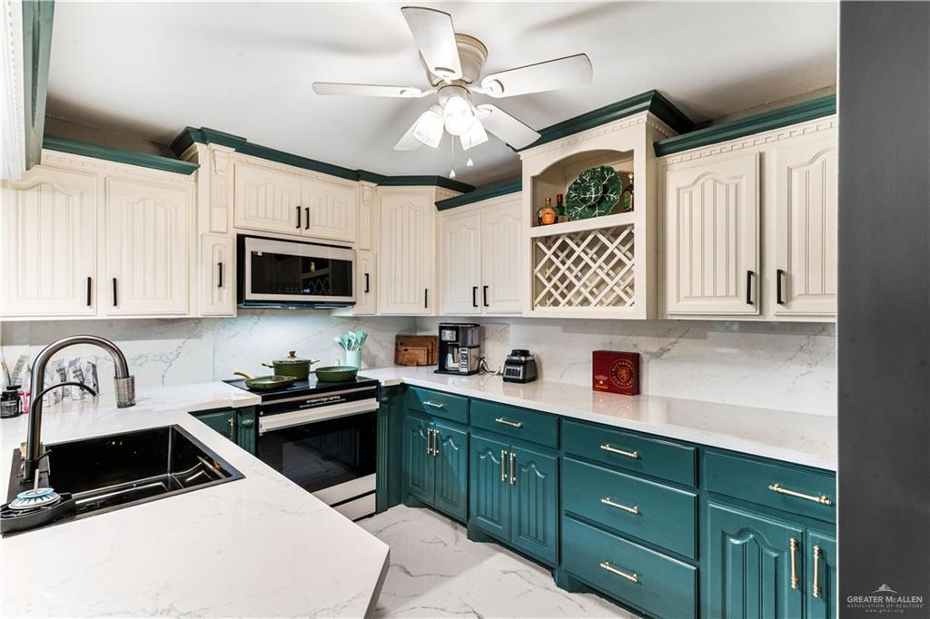 Photo 4 of 1101 Greenbriar Avenue