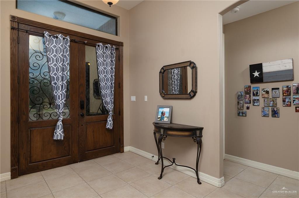 Photo 17 of 707 Drennan Street