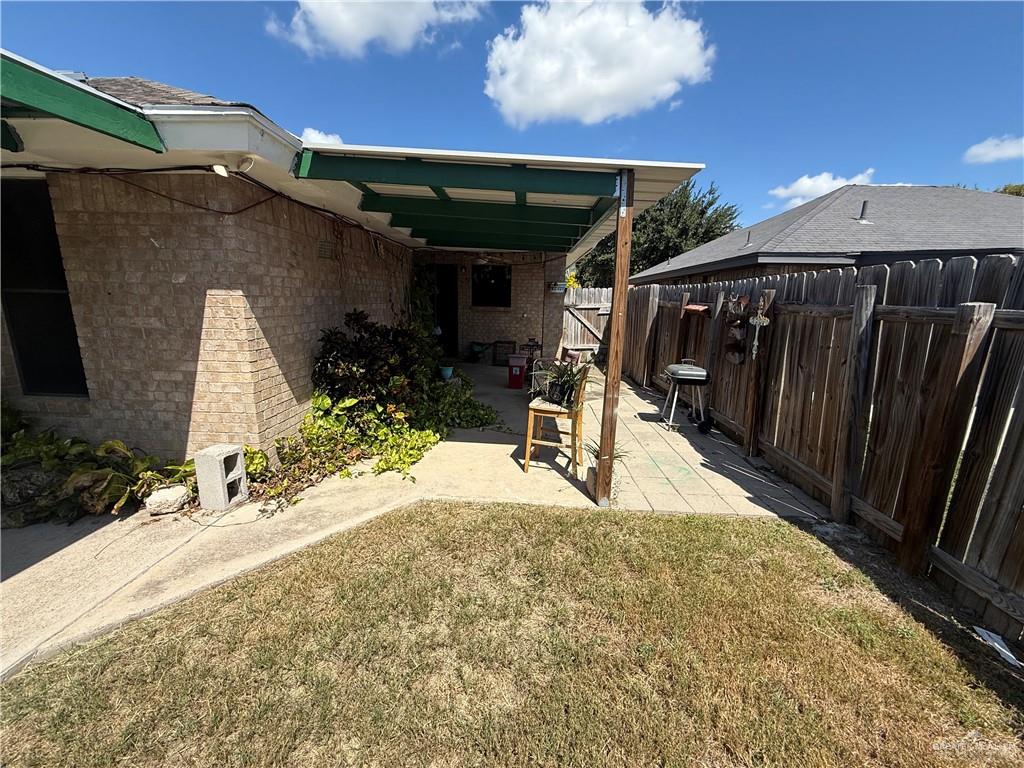 Photo 17 of 1933 Mynah Avenue