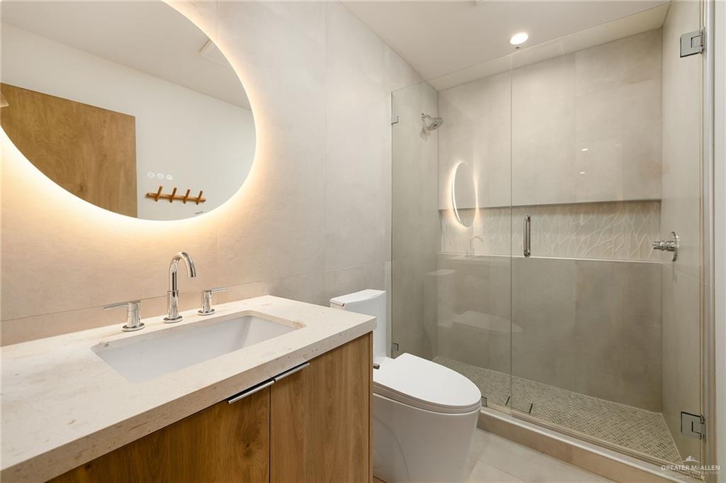 Photo 14 of 3717 Zenker Avenue