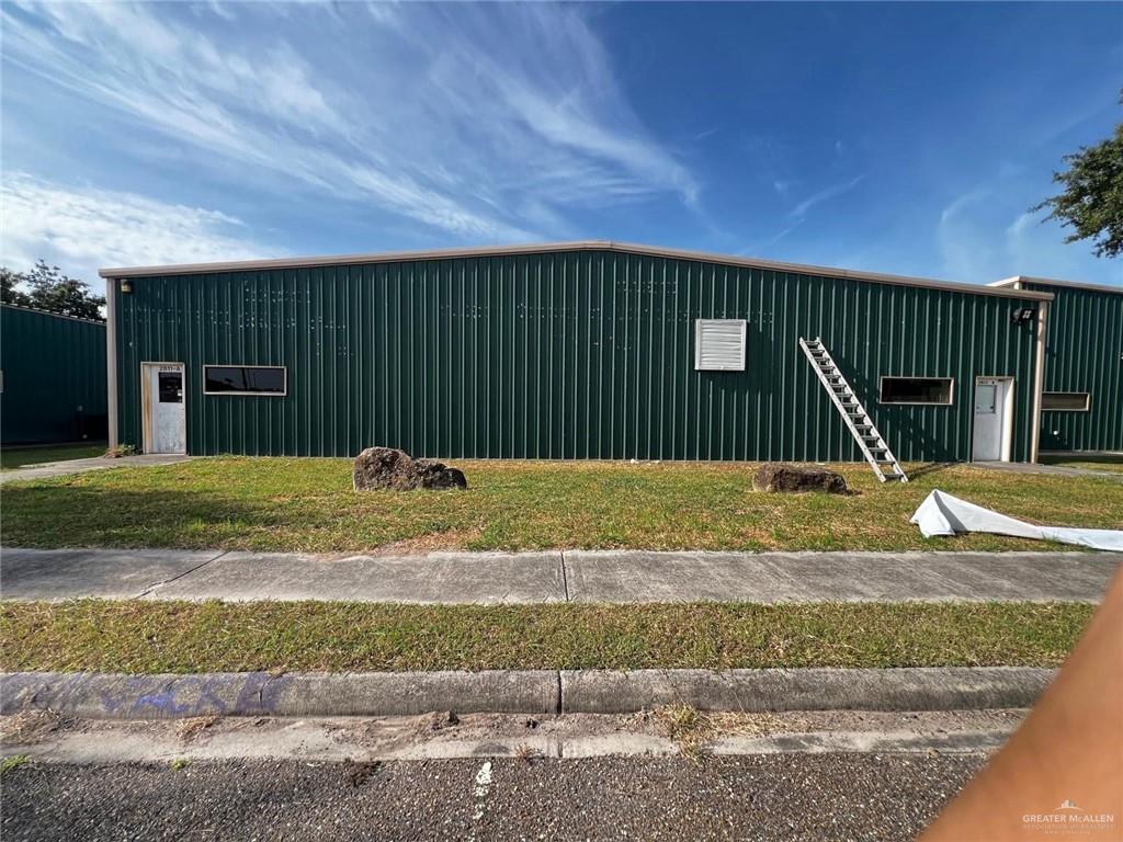 Photo 2 of 2811 Expressway 83 #Bldg. B