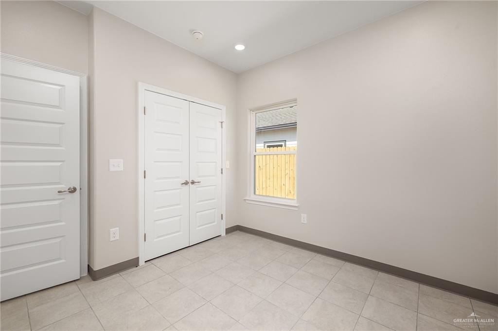 Photo 11 of 2422 Valley Circle