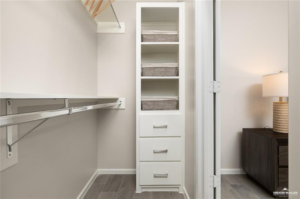 Photo 13 of 2704 Harrison Avenue #4