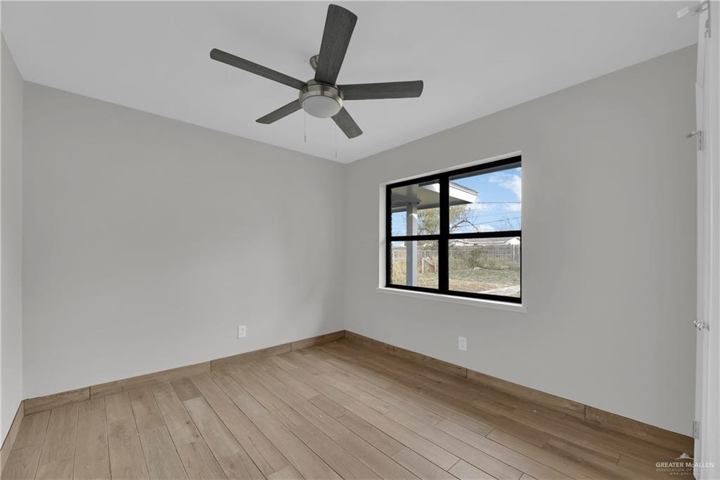 Photo 12 of 208 Pena Avenue