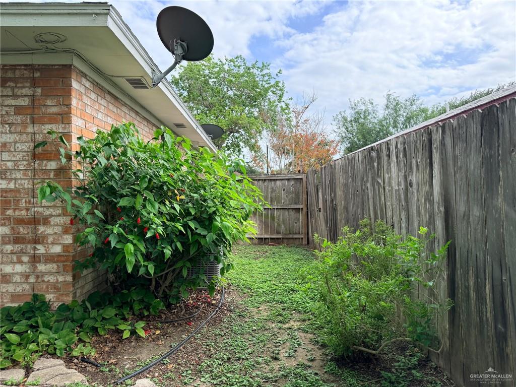 Photo 32 of 131 Hibiscus Avenue