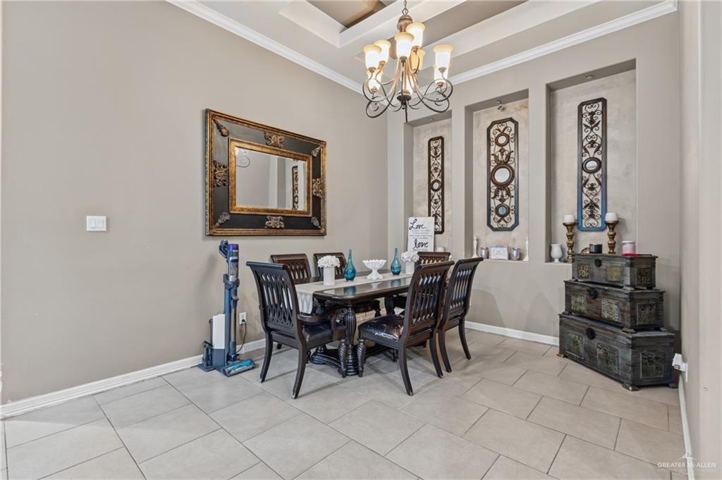 Photo 5 of 628 Oregano Street