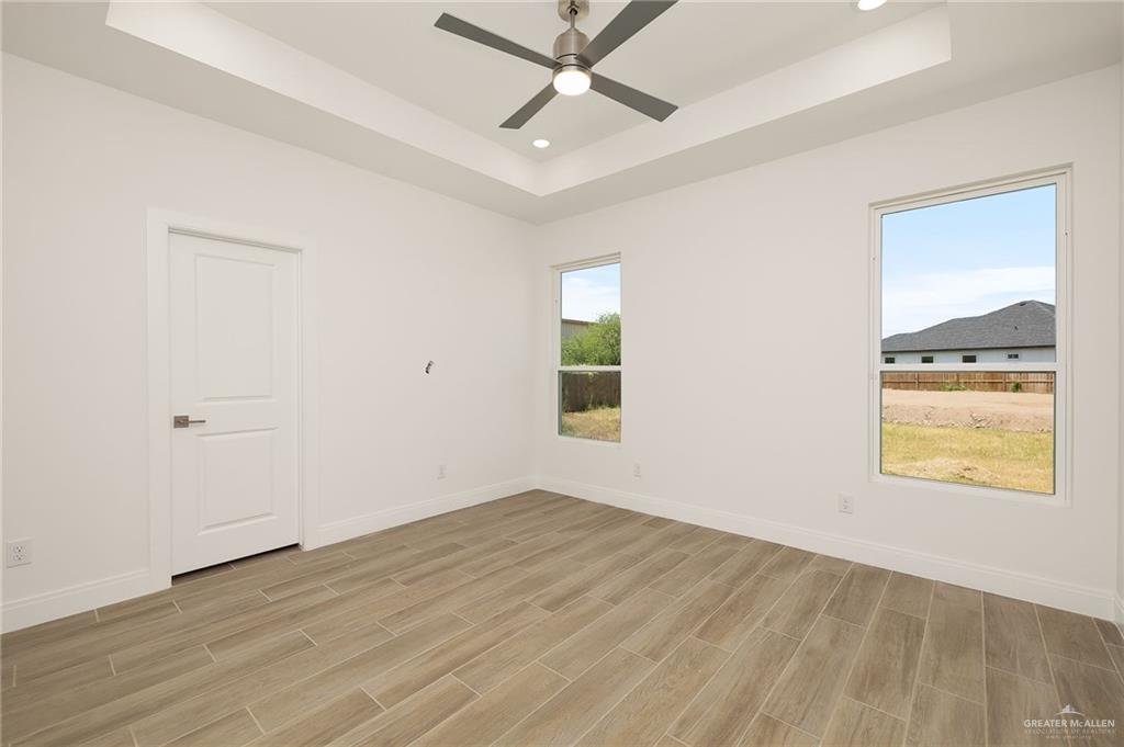 Photo 8 of 1112 Acacia Drive