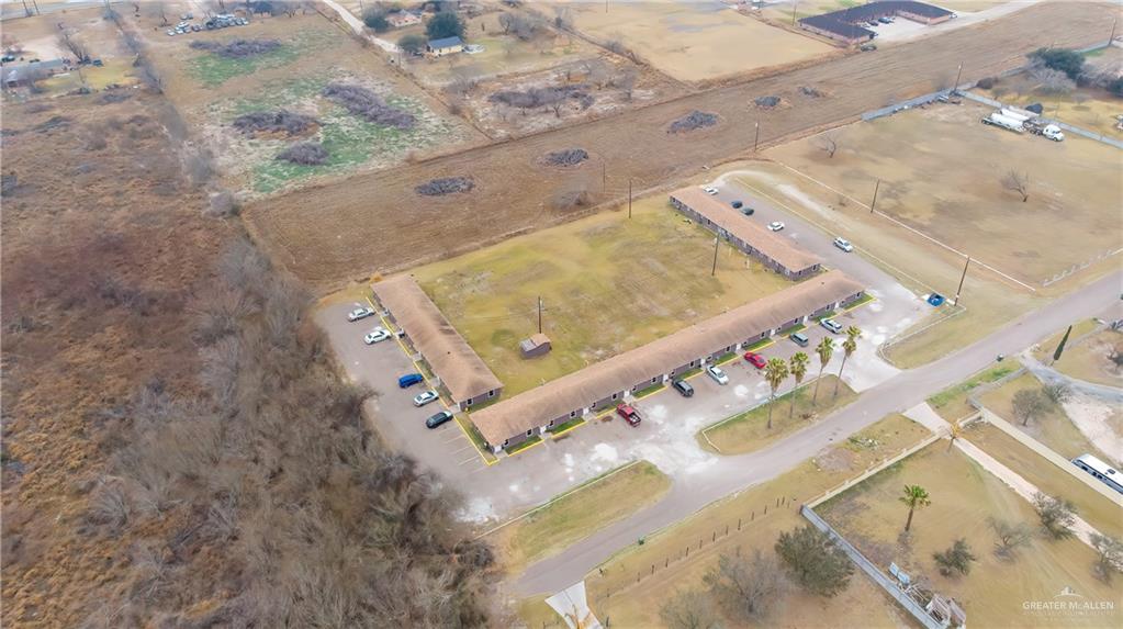 Photo 9 of 221 Mile 1 ¼ N Drive