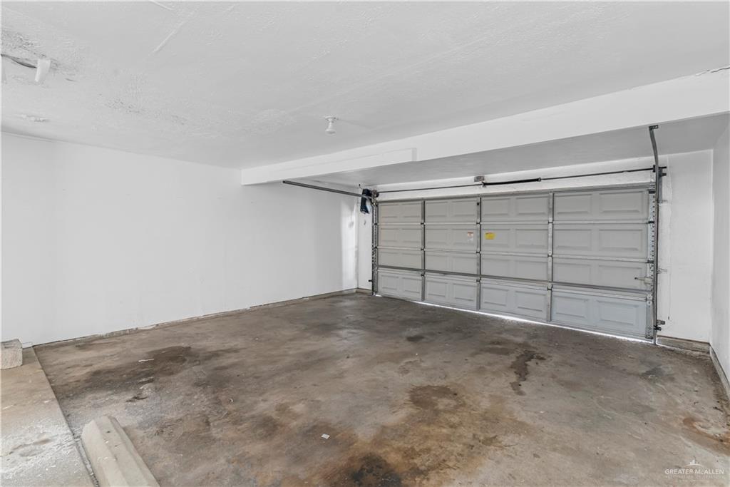 Photo 18 of 1601 Samano Street