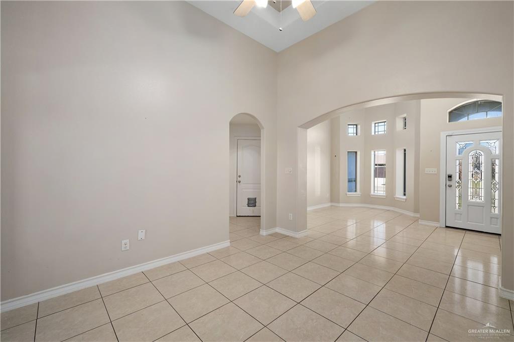 Photo 4 of 116 Santa Elena Lane