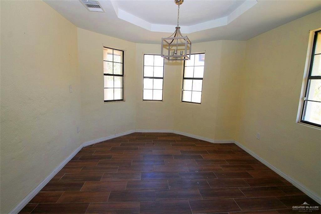 Photo 5 of 1311 San Vicente Norte Street