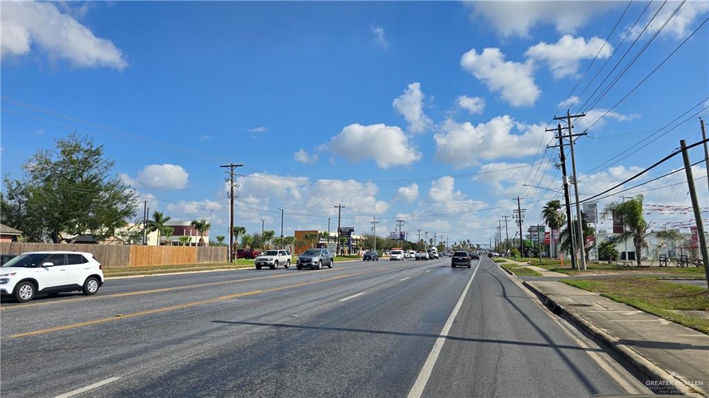 Photo 15 of 1140 Alton Gloor Boulevard