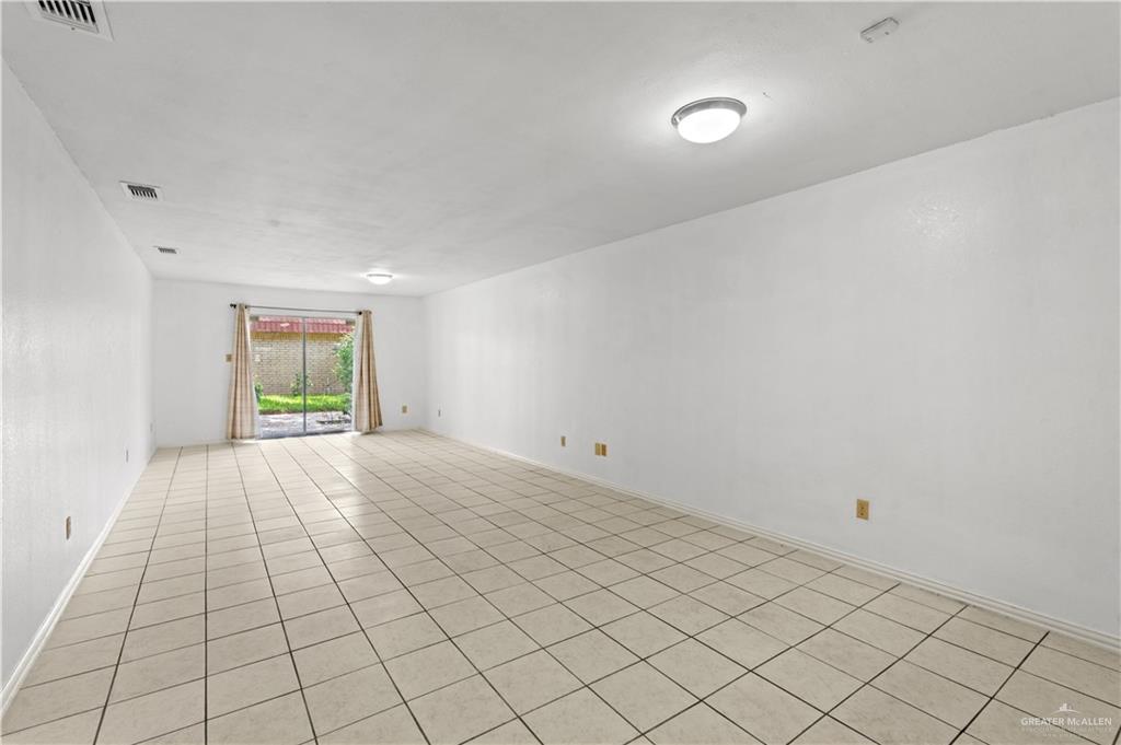 Photo 4 of 200 Yuma Avenue #24
