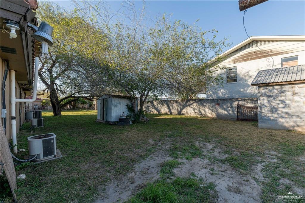 Photo 10 of 933 4th Street
