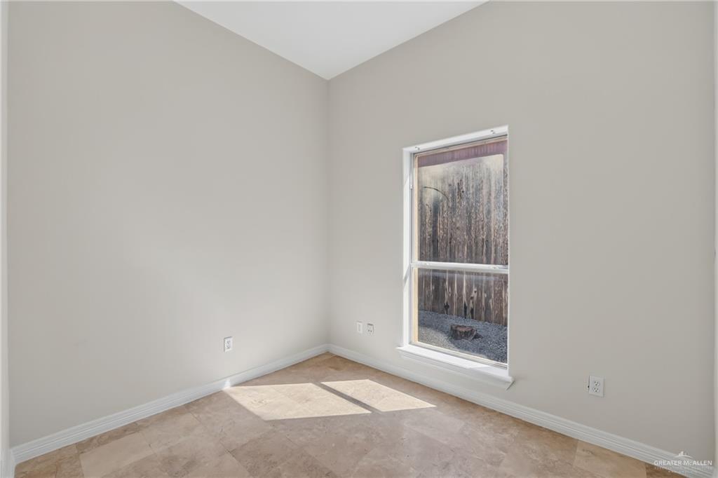 Photo 16 of 616 Cardinal Avenue