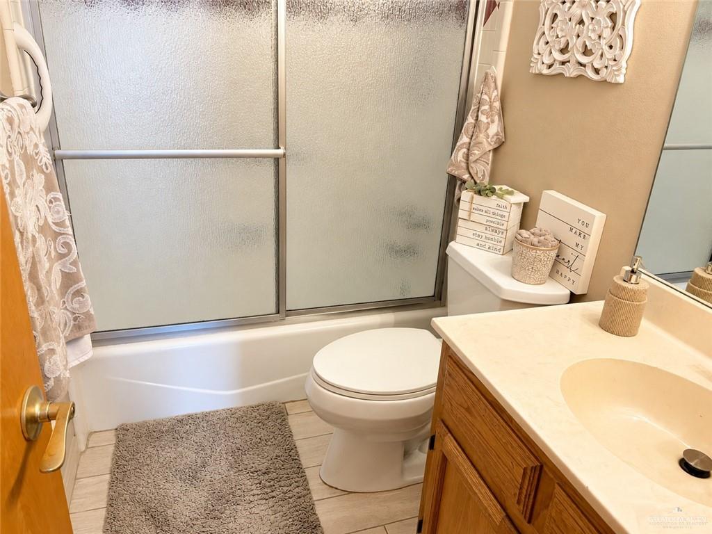 Photo 6 of 2107 Mockingbird Street