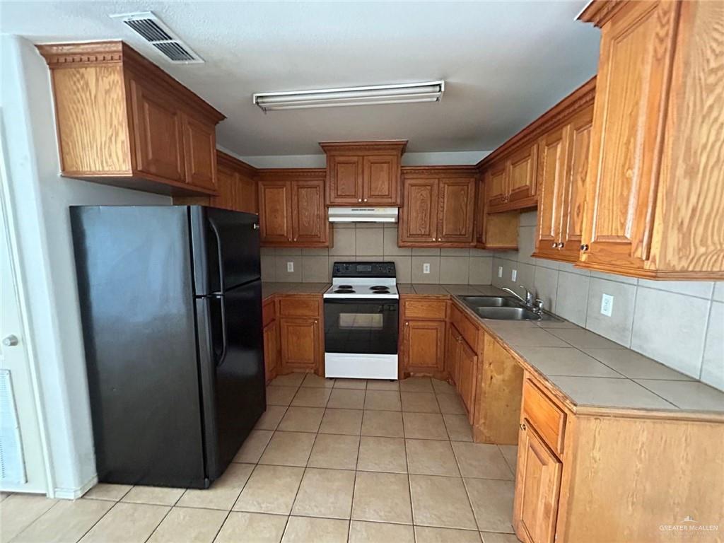 Photo 8 of 1503 Coyote Street #8