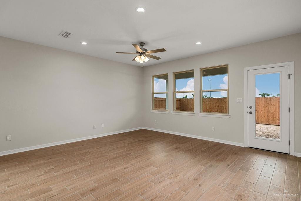Photo 8 of 15506 Sereno Street