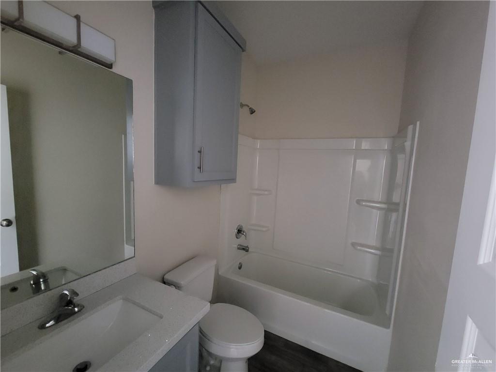 Photo 10 of 810 Missouri Street #3