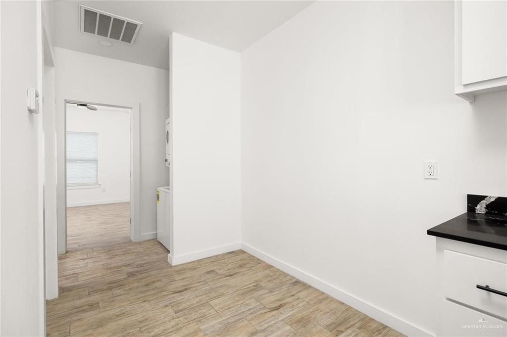 Photo 7 of 1429 Harrison Avenue #3