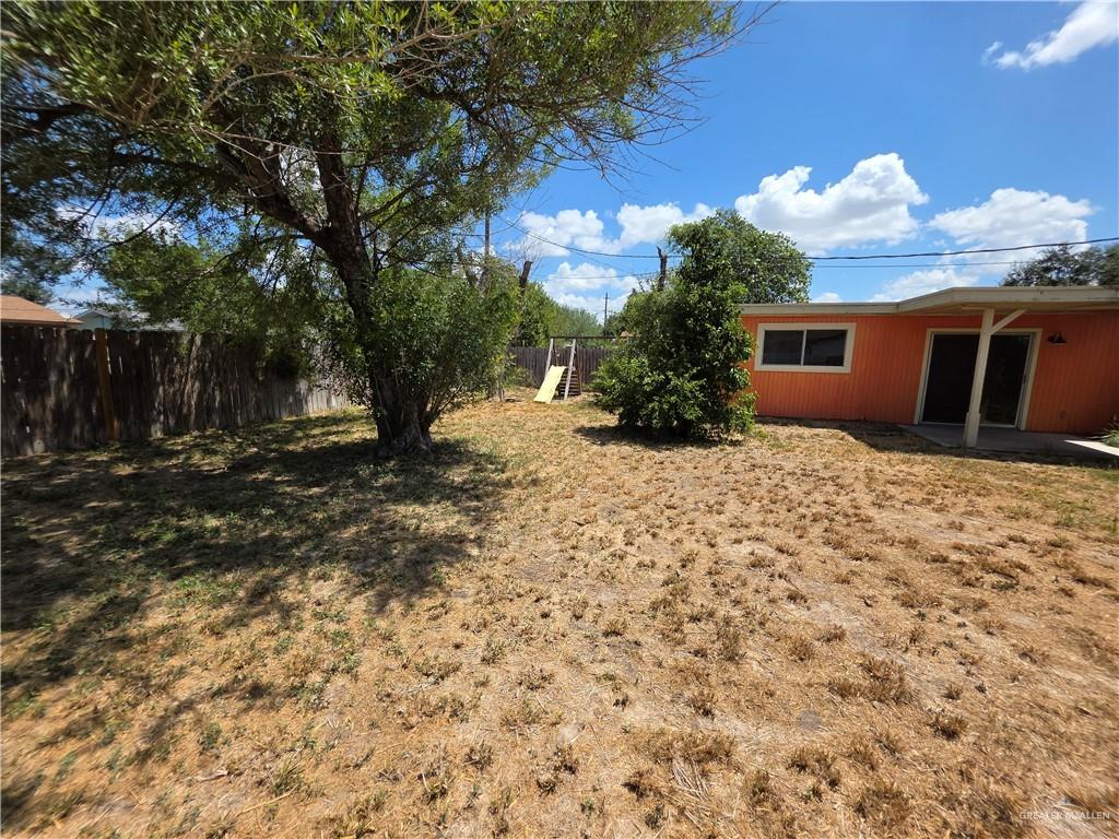 Photo 22 of 412 Esperanza Avenue