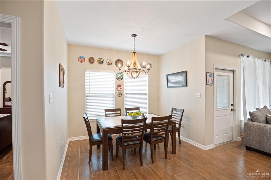 Photo 7 of 428 Gonzalez Street