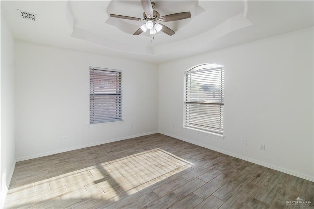 Photo 7 of 933 English Avenue #A