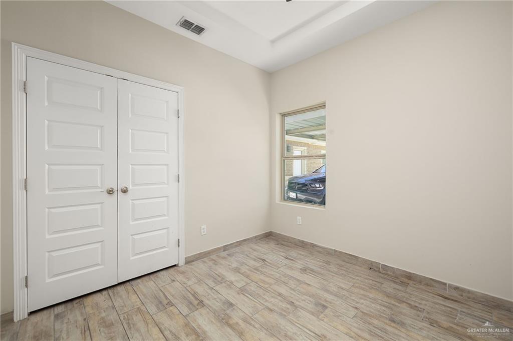 Photo 6 of 1428 Harrison Avenue
