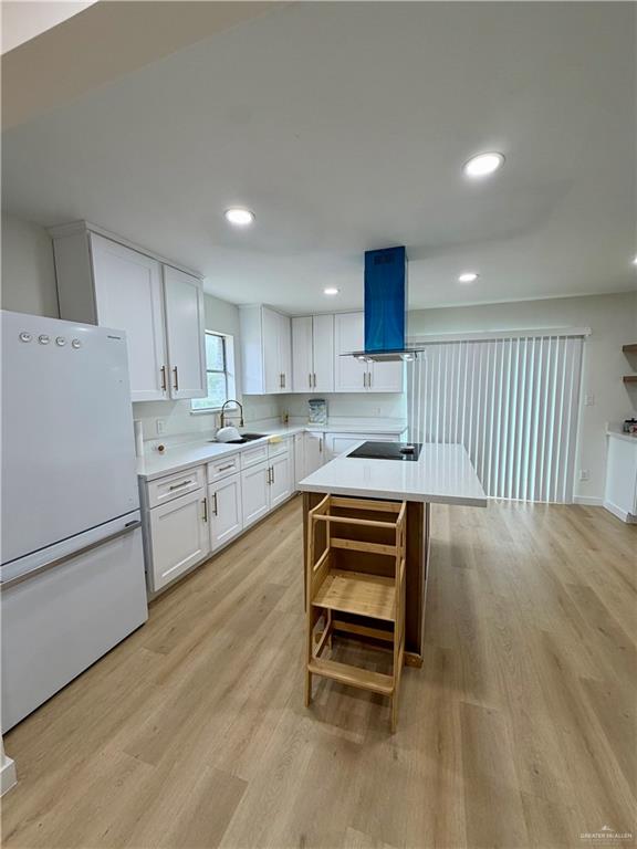 Photo 5 of 820 21st Avenue