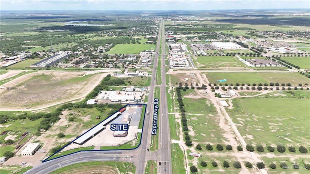 Photo 2 of 2400 Expressway 83