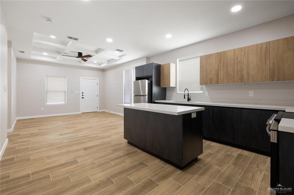 Photo 4 of 102 San Jose Drive #4