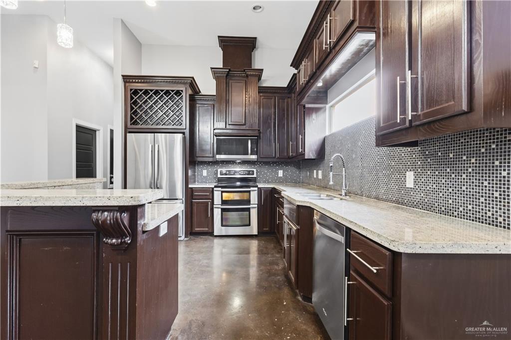 Photo 3 of 1342 Patsy Cline Drive
