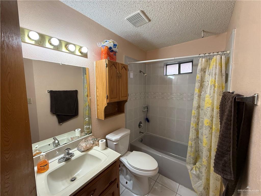 Photo 11 of 2908 Loma Linda Circle