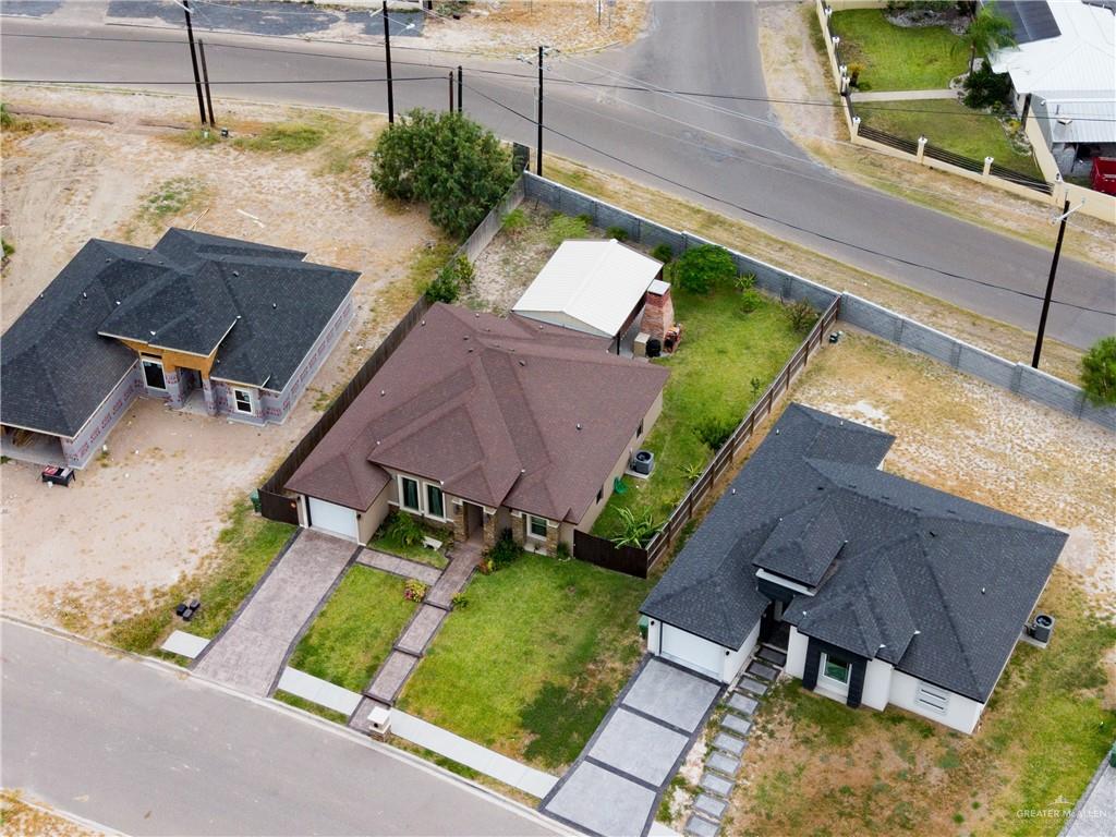 Photo 17 of 606 San Saba Street