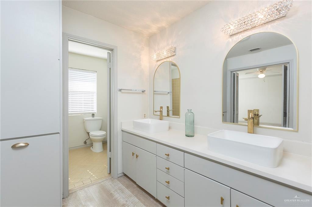 Photo 5 of 2116 Joy Street