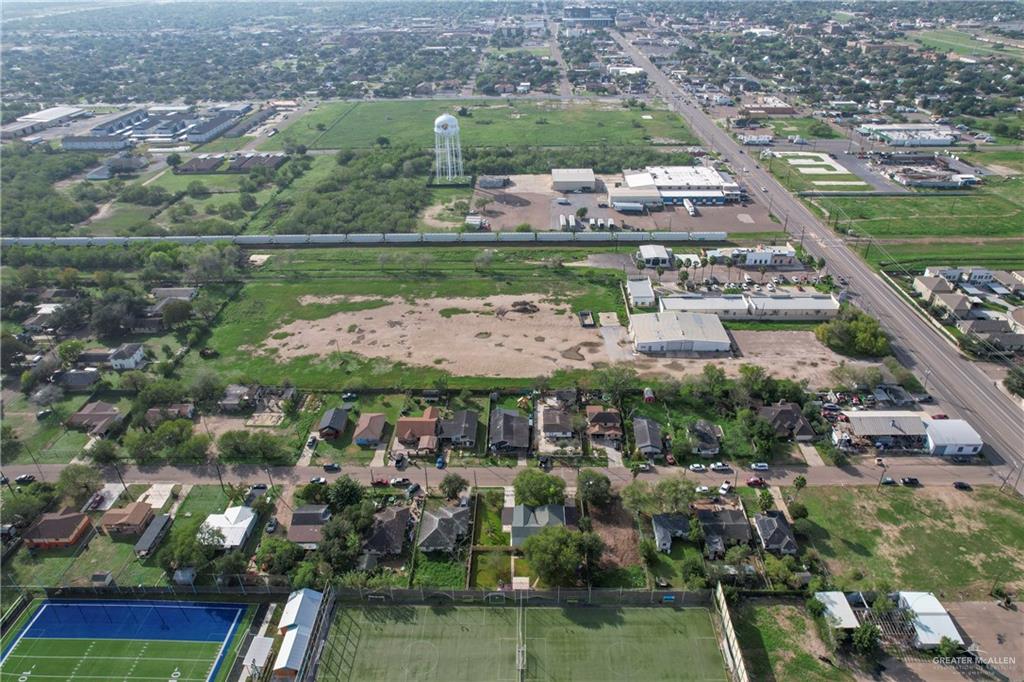Photo 4 of 1222 Closner Boulevard