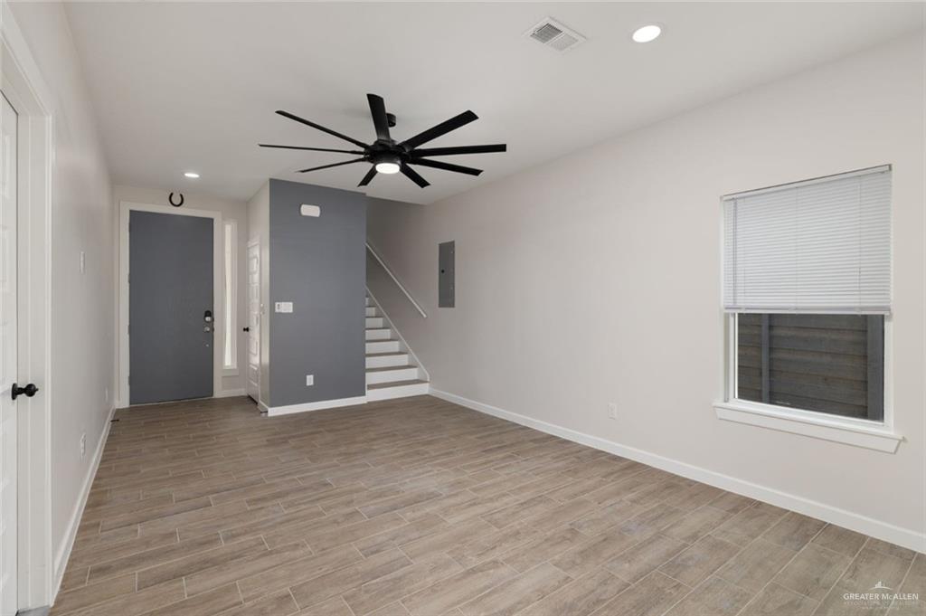 Photo 10 of 1626 B Street