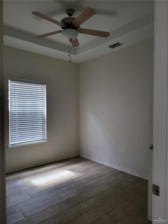 Photo 11 of 5600 Nightingale Avenue #3