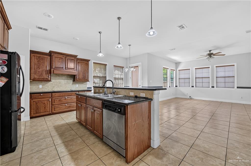 Photo 7 of 3603 Denia Court