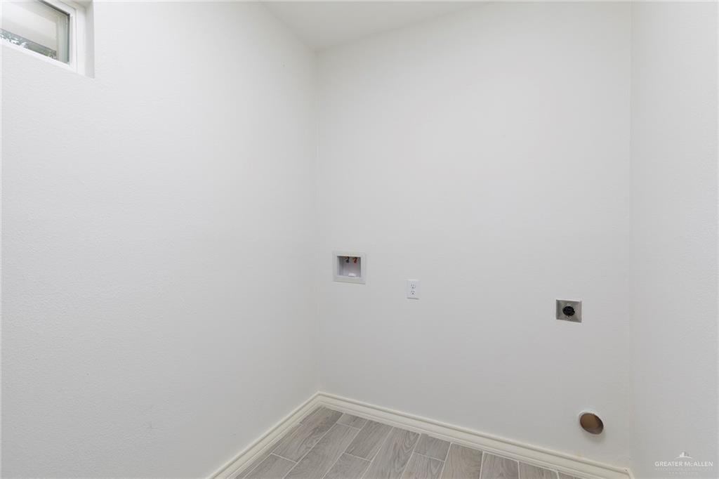 Photo 18 of 412 10th Street