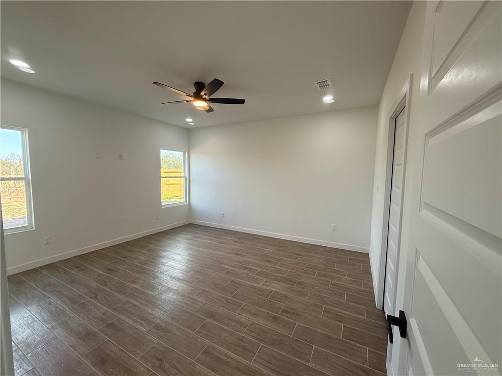 Photo 11 of 5909 Playa Del Sol Street