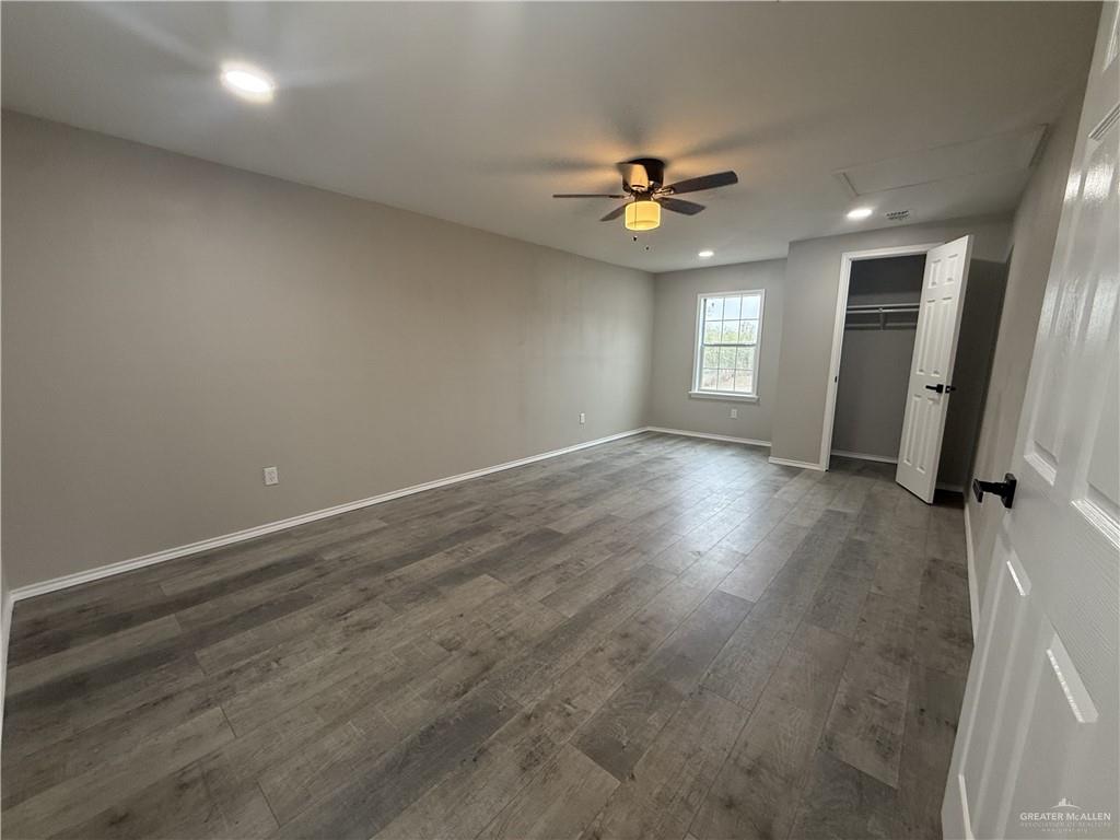 Photo 4 of 1521 Thompson Road